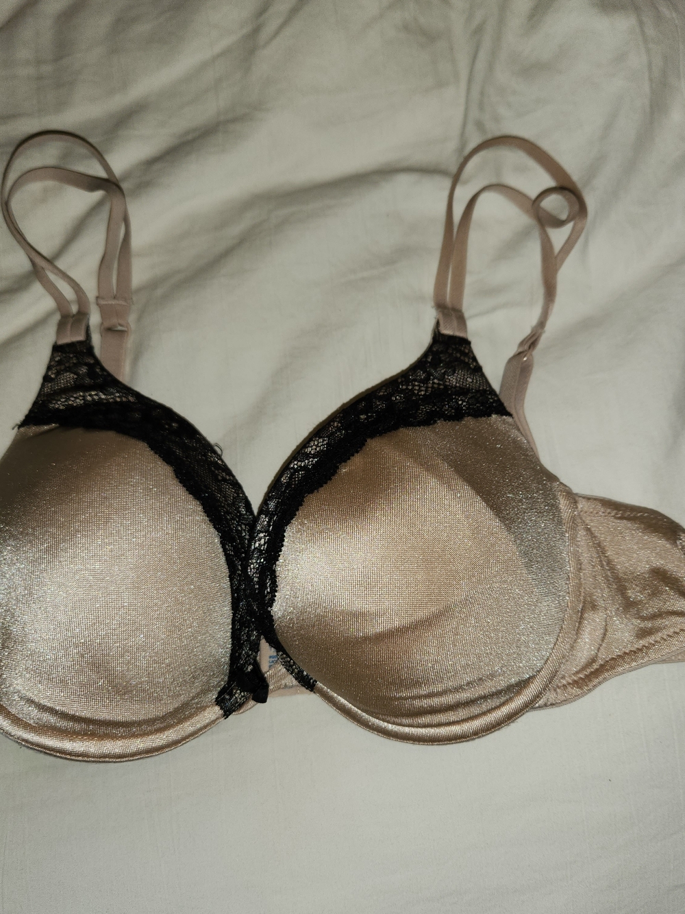 vassarette Shimmery Nude Push-Up Bra with Black Lace Accent  36B
